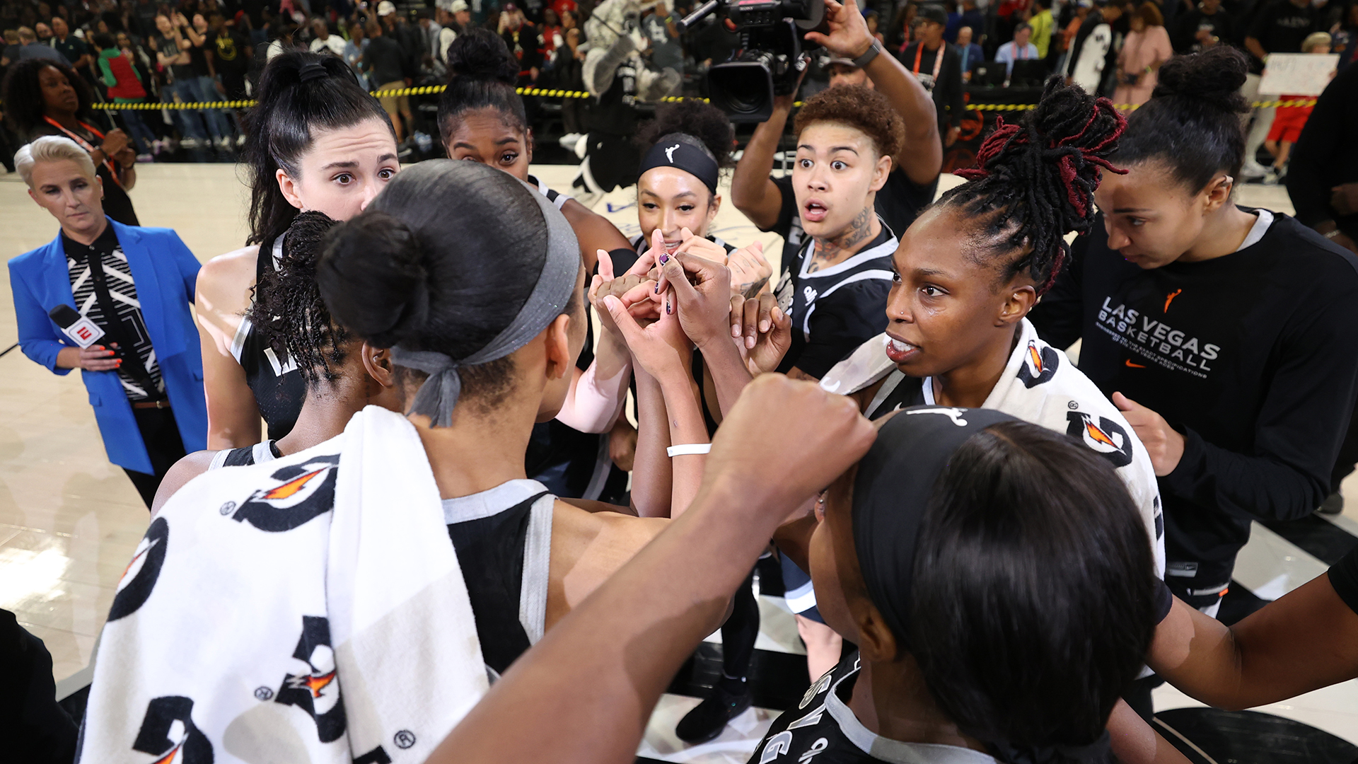 Aces vs. Mercury Game Highlights | WNBA Finals Game 2 (10/5/2025)